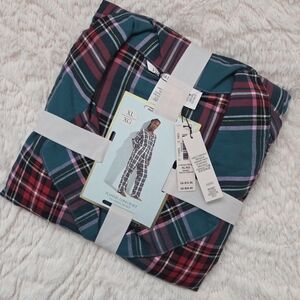 Victorias Secret Long Flannel PJ Set In Size XL